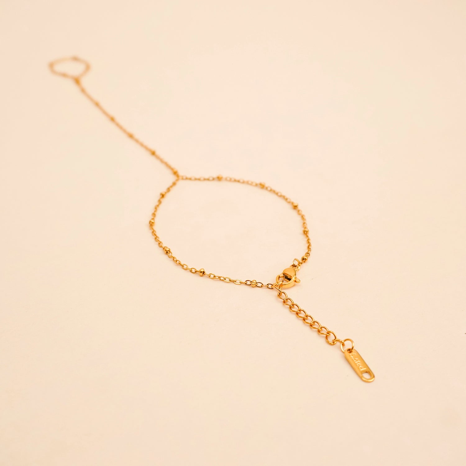 Glory hand chain bracelet