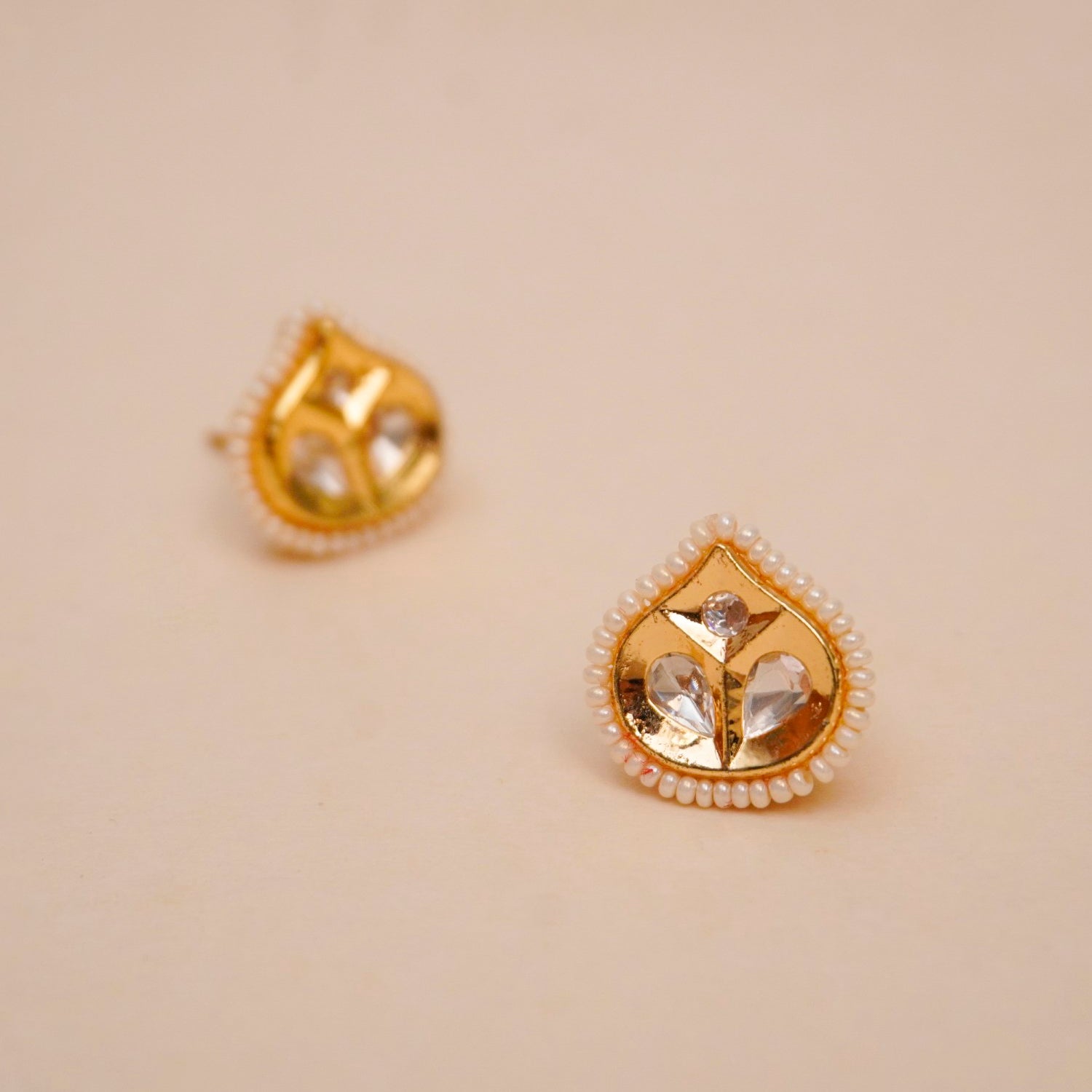 Sheesh Mahal studs