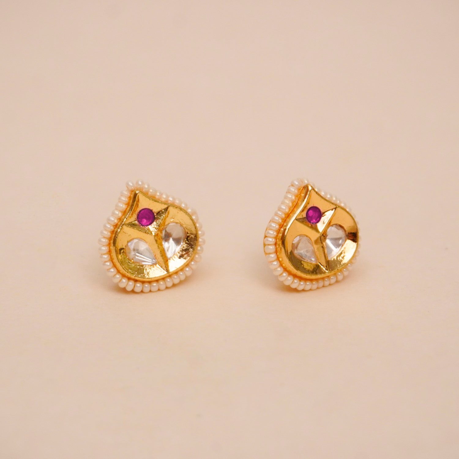 Sheesh Mahal studs