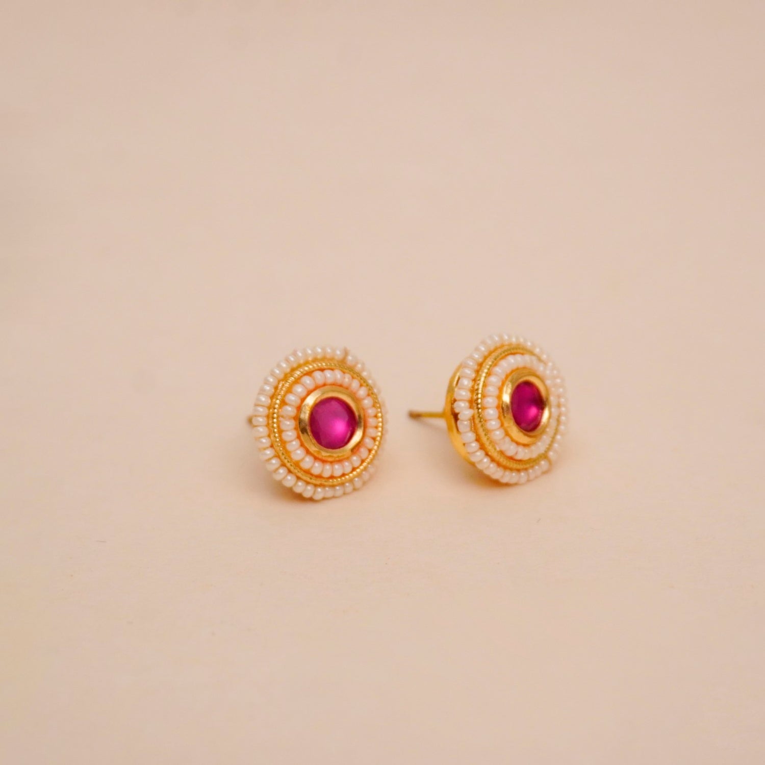 Noor-e-Zevar Studs