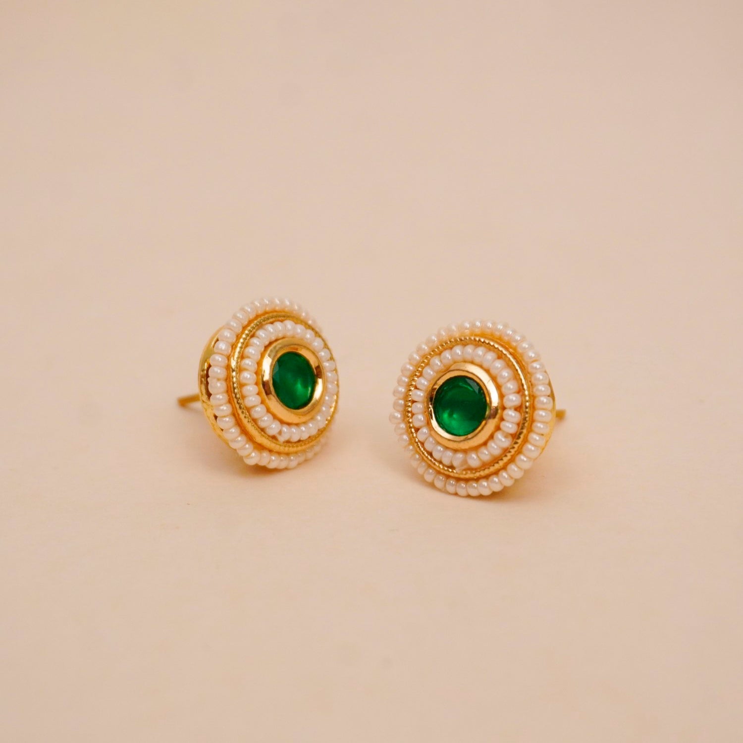 Noor-e-Zevar Studs