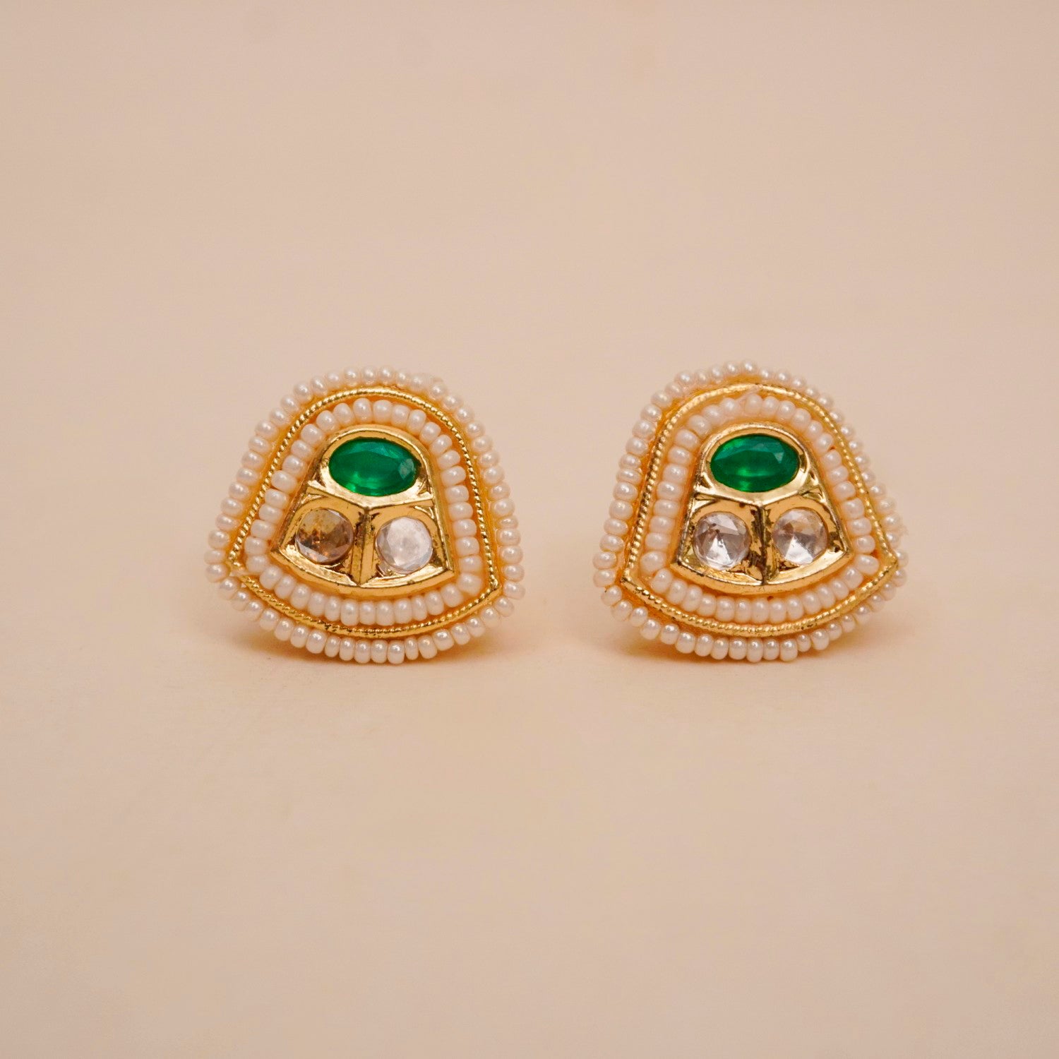 Noor Kundan Pearl Studs