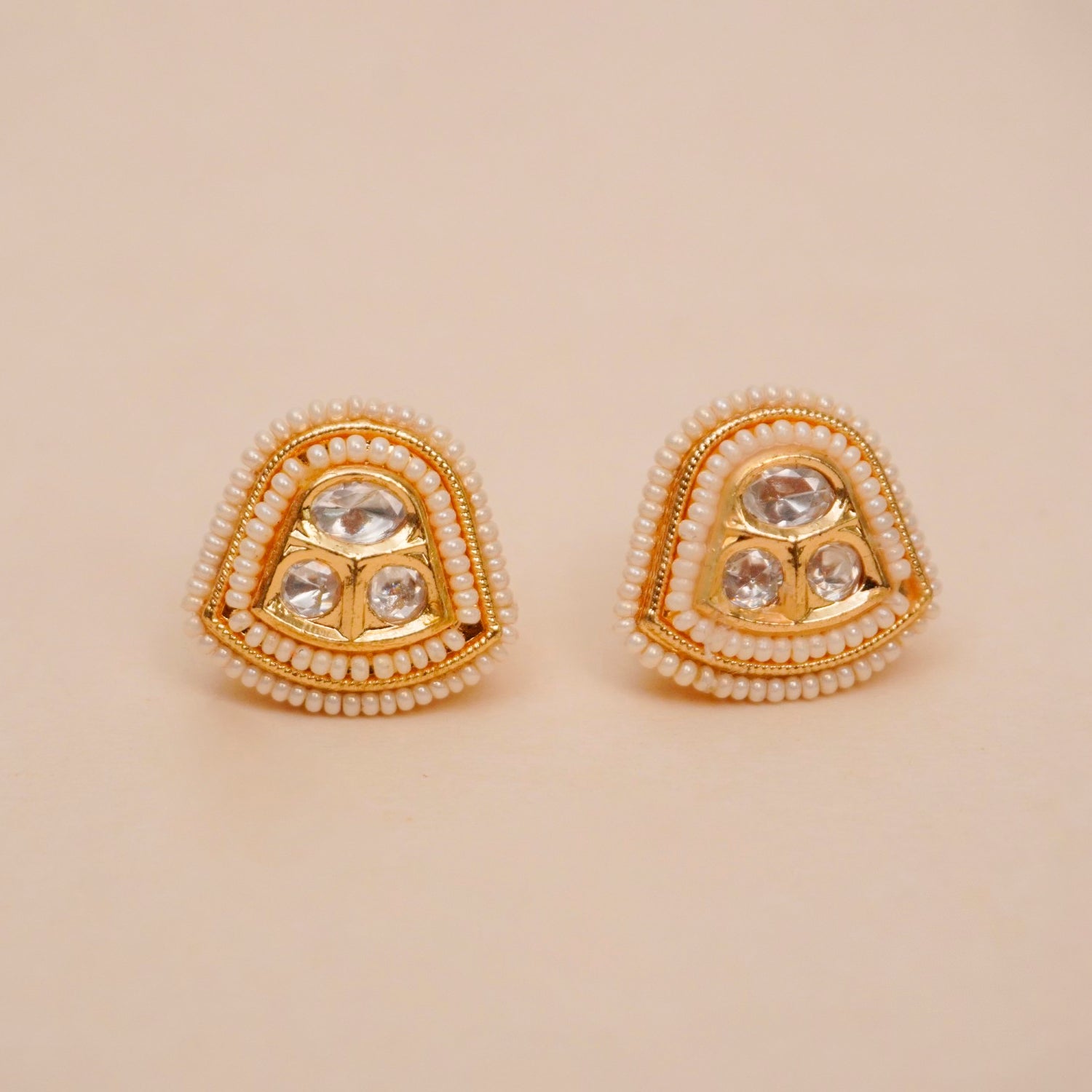Noor Kundan Pearl Studs