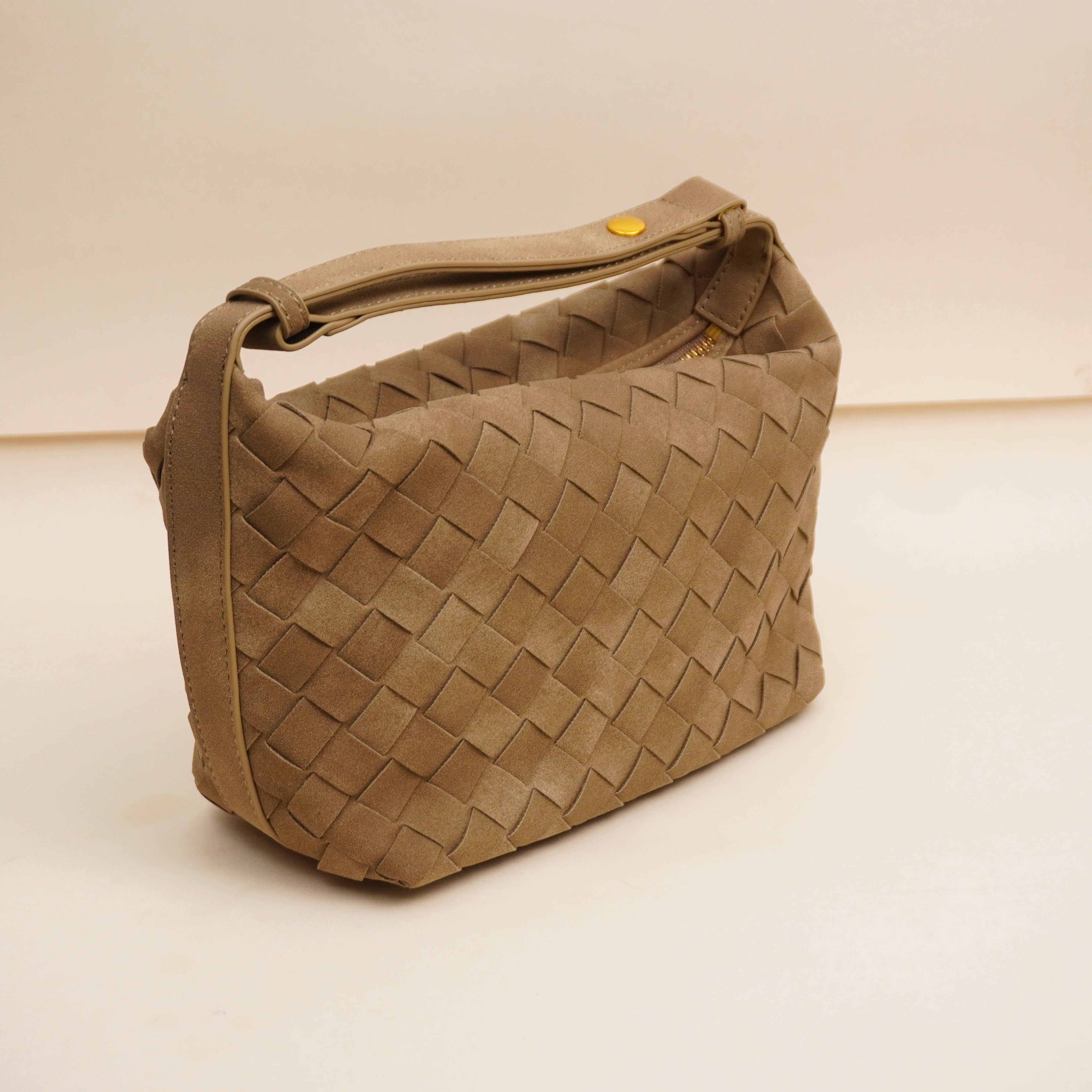 The wooven mini hobo bag - Diah & Co