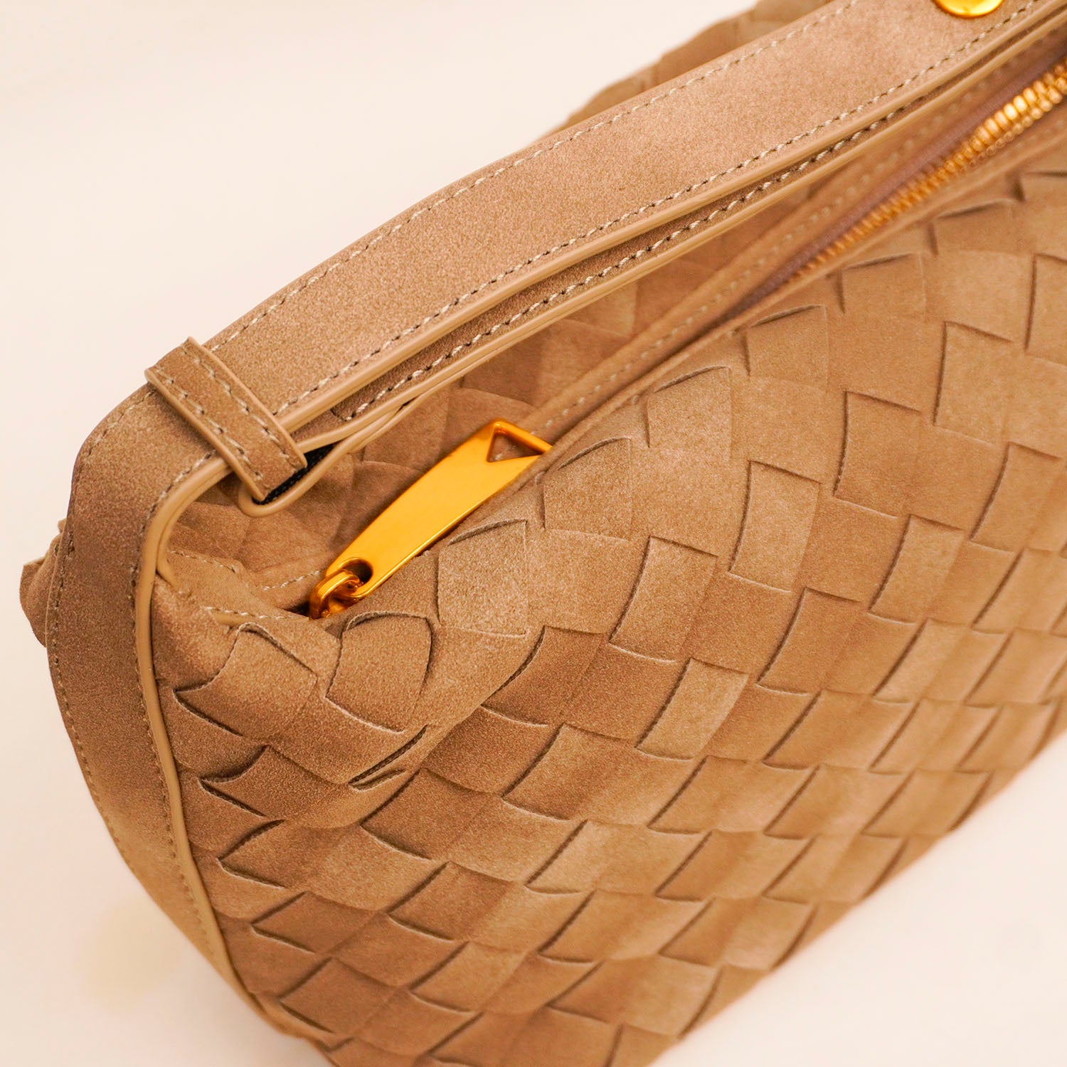 The wooven mini hobo bag - Diah & Co