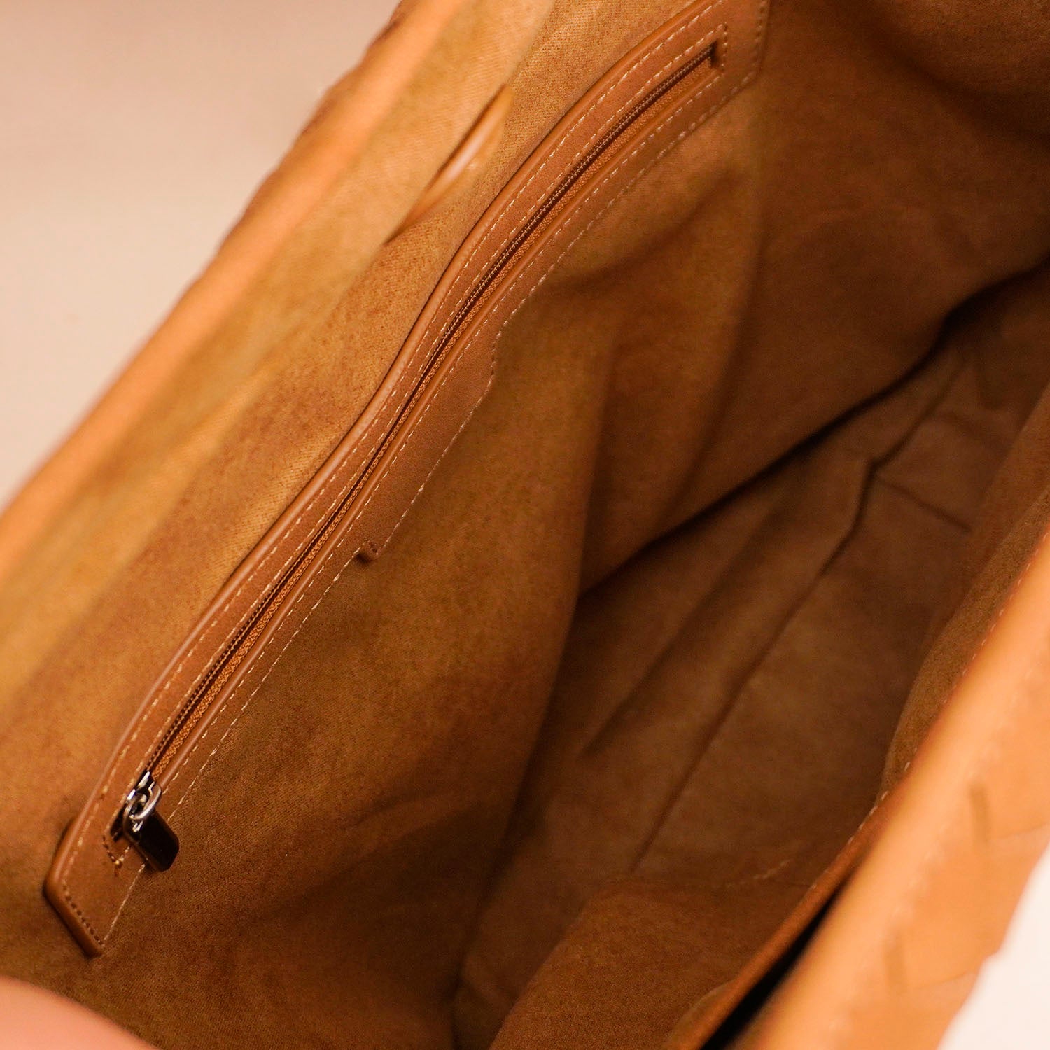 Luna Weave Hobo Bag - Diah & Co