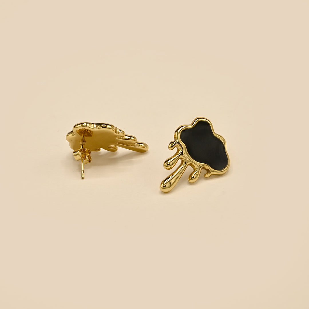 resin geometric studds